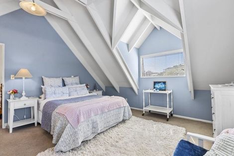 Photo of property in 28 Rossiter Crescent, Lynmouth, New Plymouth, 4310