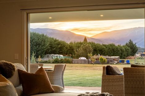 Photo of property in 271 Glen Lyon Road, Twizel, 7901