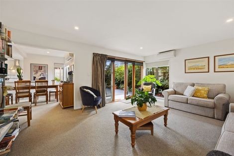 Photo of property in 114 Saint James Avenue, Papanui, Christchurch, 8053