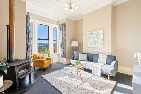 Photo of property in 68 Grosvenor Street, Kensington, Dunedin, 9011