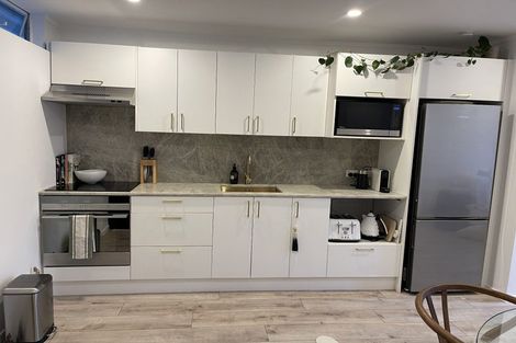 Photo of property in 26/73 Princes Street, Northcote Point, Auckland, 0627