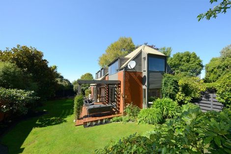 Photo of property in 10 Glenburn Place, Avonhead, Christchurch, 8042