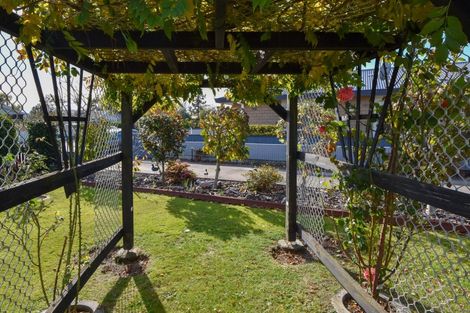 Photo of property in 240 High Street North, Carterton, 5713