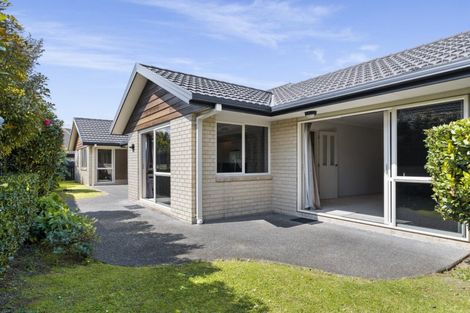 Photo of property in 1 Inverness Drive, Pyes Pa, Tauranga, 3112