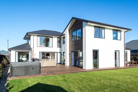 Photo of property in 46 Luxembourg Crescent, Halswell, Christchurch, 8025