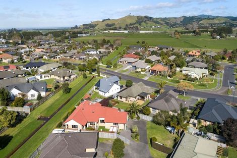 Photo of property in 16 Amery Place, Papamoa Beach, Papamoa, 3118