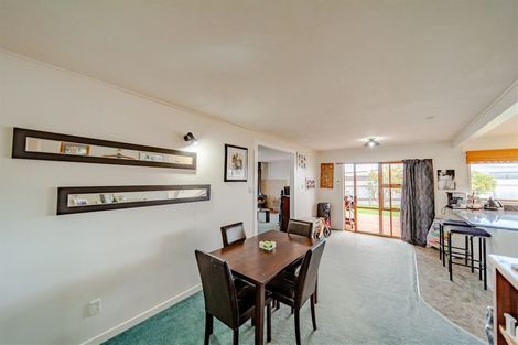 Photo of property in 33 Fife Crescent, Tamatea, Napier, 4112
