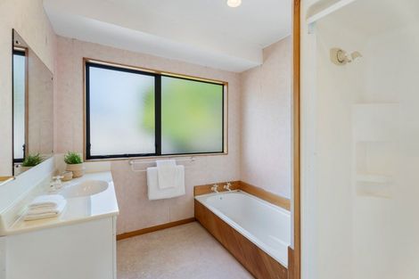 Photo of property in 24 Bayside Drive, Browns Bay, Auckland, 0630