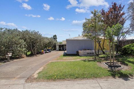 Photo of property in 24 Ranui Avenue, Ranui, Auckland, 0612