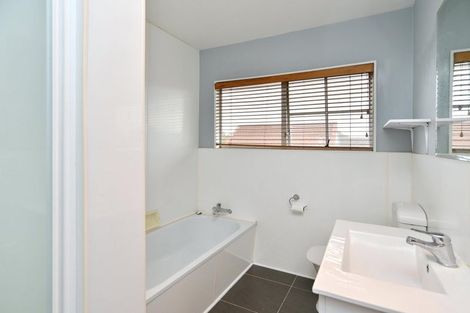 Photo of property in 7 Apsley Drive, Russley, Christchurch, 8042