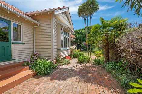 Photo of property in 30 Clyde Road, Upper Riccarton, Christchurch, 8041