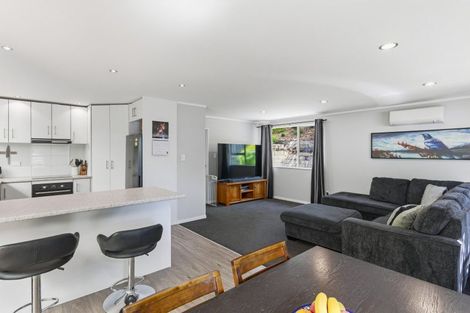 Photo of property in 92 Leinster Avenue, Raumati South, Paraparaumu, 5032