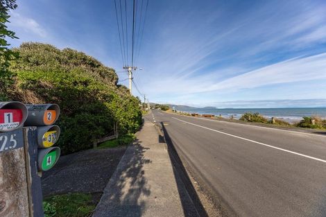 Photo of property in 25 The Esplanade, Raumati South, Paraparaumu, 5032
