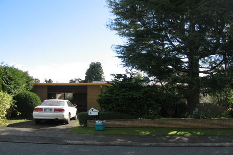 Photo of property in 4 Leonard Place, Dinsdale, Hamilton, 3204