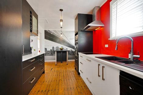 Photo of property in 88 Taikata Road, Te Atatu Peninsula, Auckland, 0610