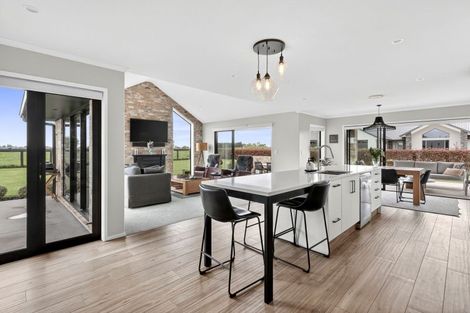 Photo of property in 72 Redoubt Road, Cambridge, 3495