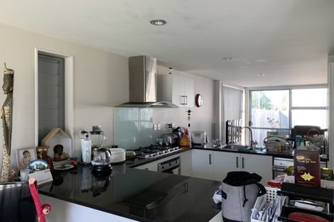 Photo of property in 5 Phar Lap Crescent, Takanini, 2112
