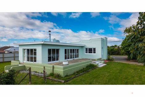 Photo of property in 53 Rhodes Street, Waimate, 7924