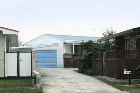 Photo of property in 2/17 Townshend Crescent, Greenmeadows, Napier, 4112