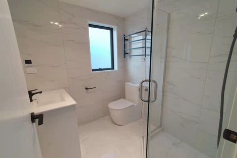 Photo of property in 4/13 Grove Lane, Pakuranga, Auckland, 2010