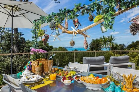 Photo of property in 17 Sykes Avenue, Hatfields Beach, Orewa, 0931