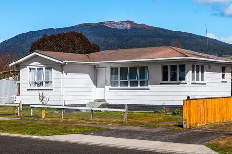 Photo of property in 39 Maria Place, Turangi, 3334