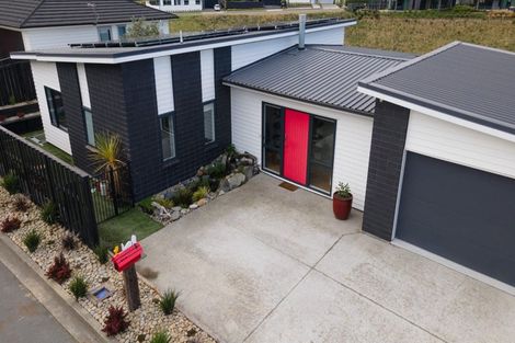 Photo of property in 16 Rochdale Drive, Churton Park, Wellington, 6037