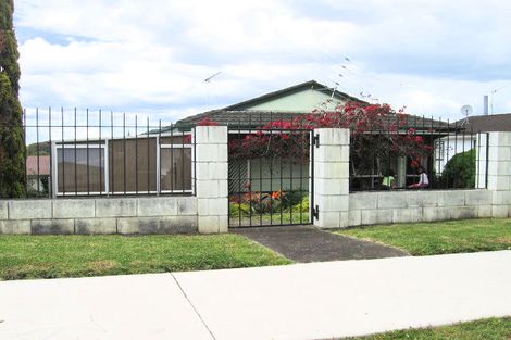 Photo of property in 41 Catkin Crescent, Papatoetoe, Auckland, 2025