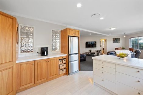 Photo of property in 168a Kawaha Point Road, Kawaha Point, Rotorua, 3010