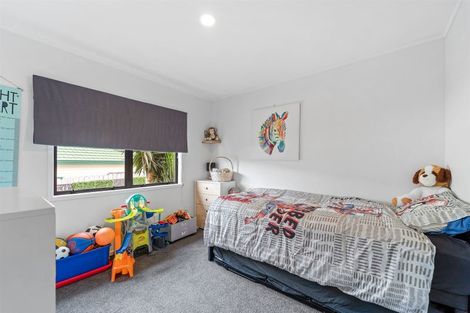 Photo of property in 44 Penton Road, Stanmore Bay, Whangaparaoa, 0932