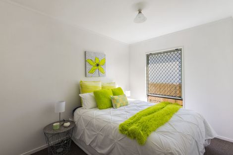 Photo of property in 3/41 Nikau Street, New Lynn, Auckland, 0600