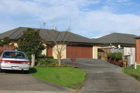 Photo of property in 34 Newinn Crescent, East Tamaki Heights, Auckland, 2016