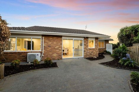 Photo of property in 4/15 Edendale Road, Somerville, Auckland, 2014