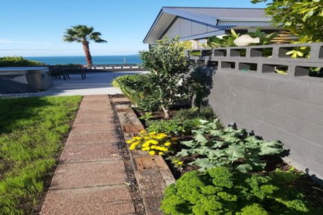 Photo of property in 4b Hillcrest Road, Orewa, 0931