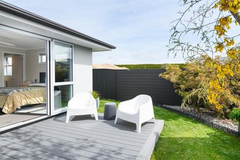 Photo of property in 10 Mcilwaine Place, Marton, 4710