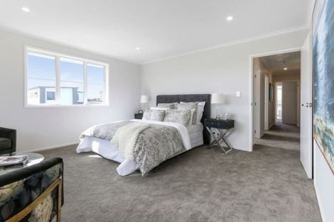 Photo of property in 54 Hayfield Way, Karaka, Papakura, 2113