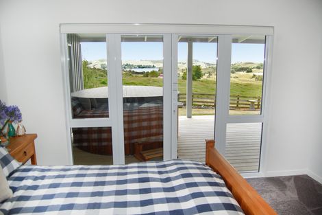Photo of property in 30 Rangiora Road, Kaiwaka, 0573
