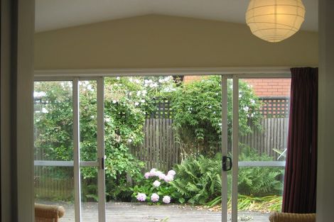 Photo of property in 166 Main Road, Redcliffs, Christchurch, 8081