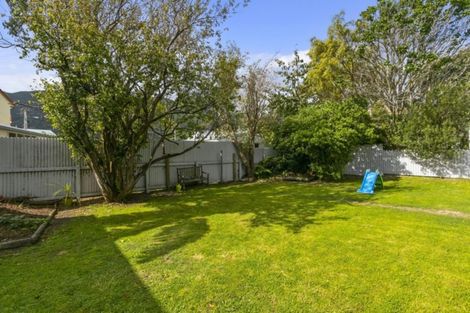 Photo of property in 11 Hinemoa Street, Waiwhetu, Lower Hutt, 5010