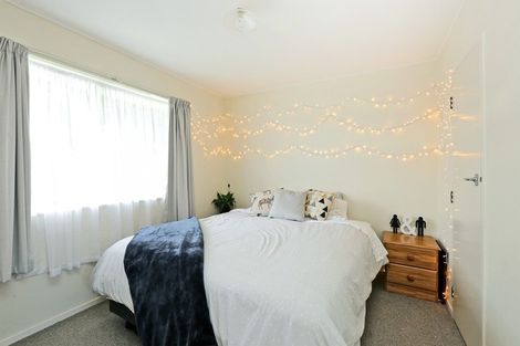 Photo of property in 19 Gilmour Place, Taradale, Napier, 4112