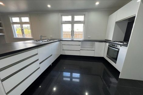 Photo of property in 77 Raine Street, Whanganui East, Whanganui, 4500