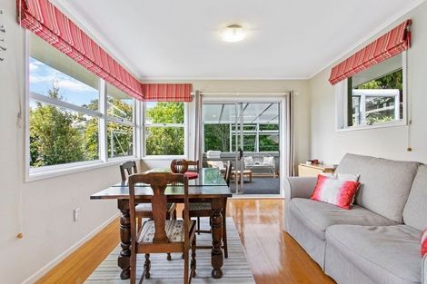 Photo of property in 50 Daffodil Street, Titirangi, Auckland, 0604