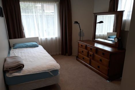Photo of property in 17c Division Street, Riccarton, Christchurch, 8041