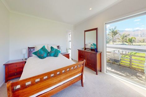 Photo of property in 72 Neavesville Road, Puriri, Thames, 3578