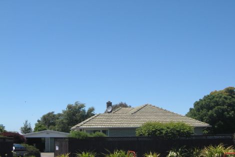 Photo of property in 17 Masham Road, Broomfield, Christchurch, 8042