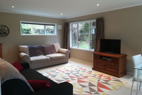 Photo of property in 22 Hammond Avenue, Hatfields Beach, Orewa, 0931