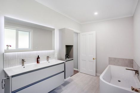 Photo of property in 13 Hart Street, Belleknowes, Dunedin, 9011