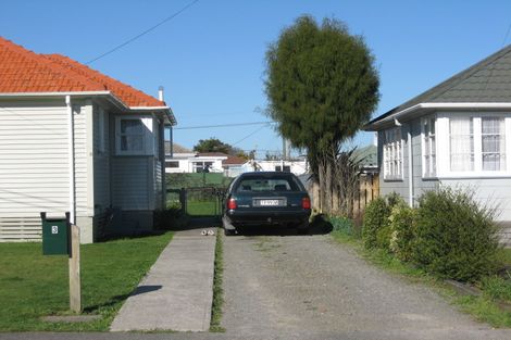 Photo of property in 3 Goldsmith Crescent, Levin, 5510