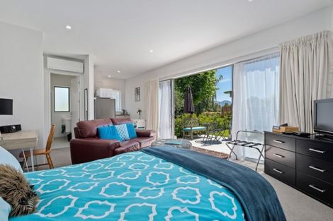 Photo of property in 17 Mountain View Drive, Wanaka, 9382