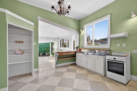 Photo of property in 163 Collingwood Street, Nelson, 7010